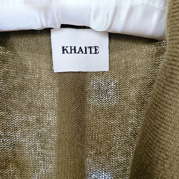 KHAITE Elsia Oversize Cashmere Polo Sweater - Picture 7 of 10